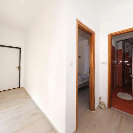 Marissa Apartman